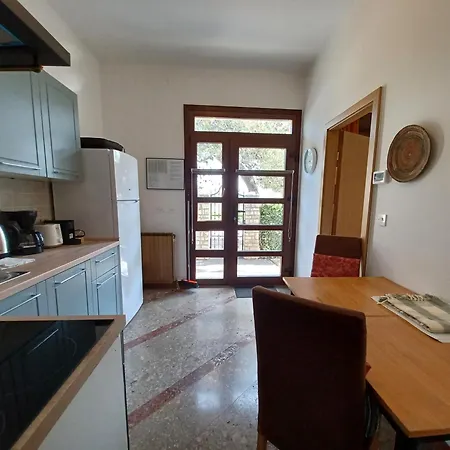Excellent Mia Apartamento Umago